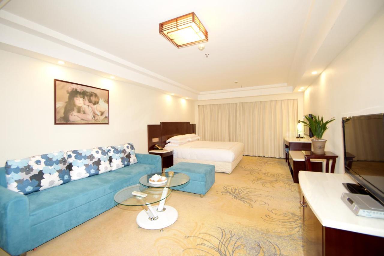 Overseas Chinese Friendship Hotel Kanton Exterior foto